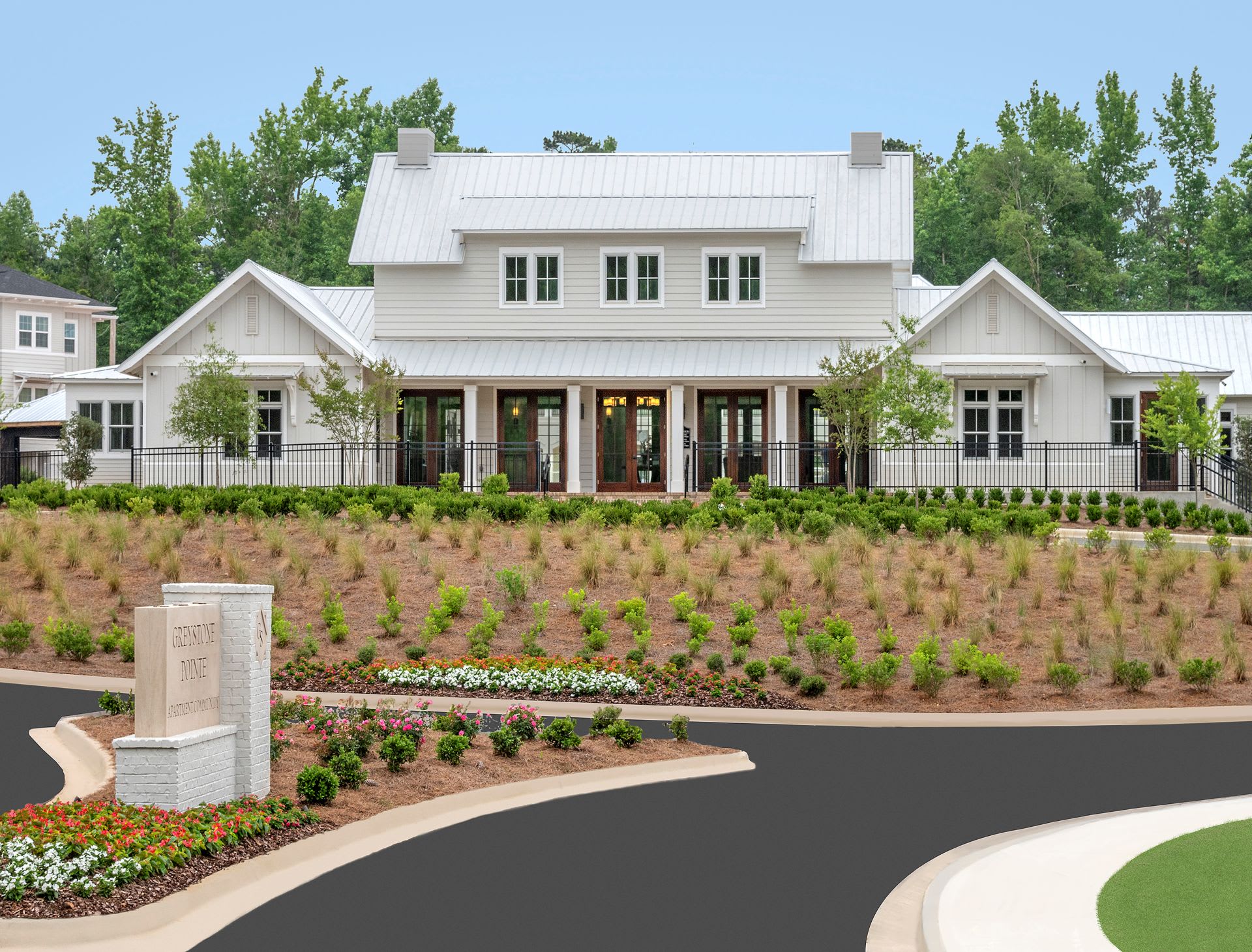 Greystone Pointe Auburn clubhouse exterior - Auburn, AL